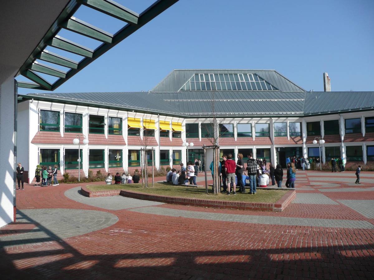 Mittelschule Scheyern Pausenhof